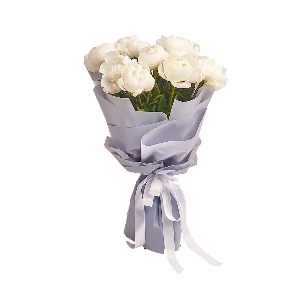 Букет из 11 белых пионов